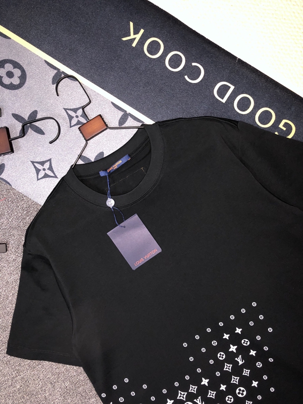 ブランドTシャツ背面デザイン